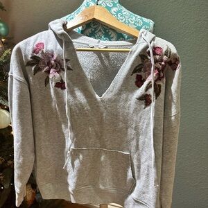 American Eagle Outfitters Gray Hoodie with Floral Embroidery. Cozy cottage core